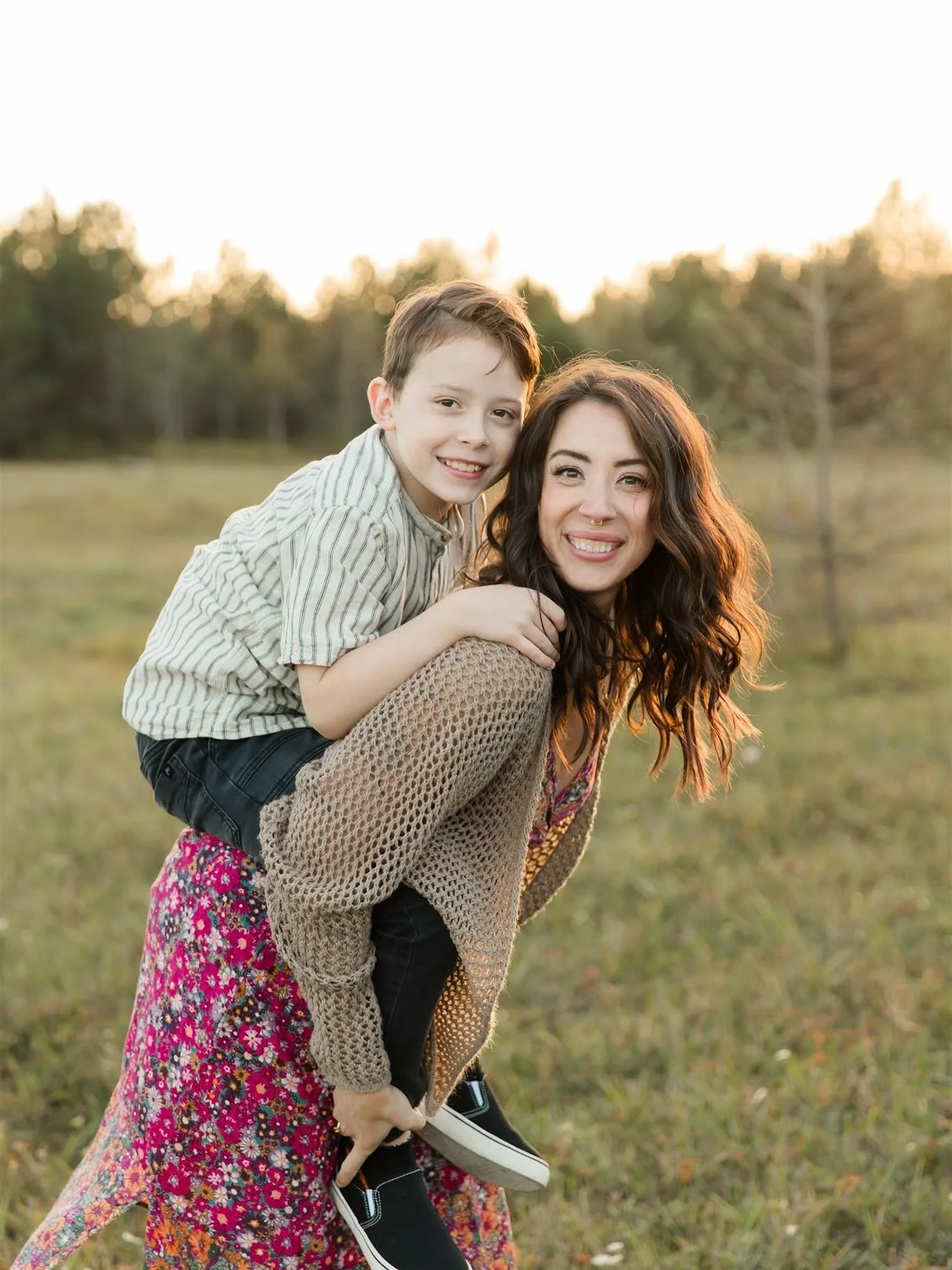 Two photographers? NO PRESSURE GUYS. I just love this lady and her crew 🤎🤎
