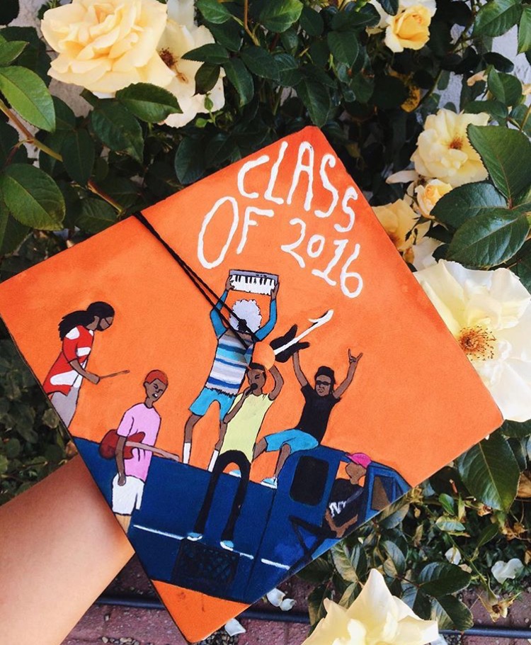 @alyssaaguzman's amazing graduation cap of @theinternet, made by @jimmygarlin. 