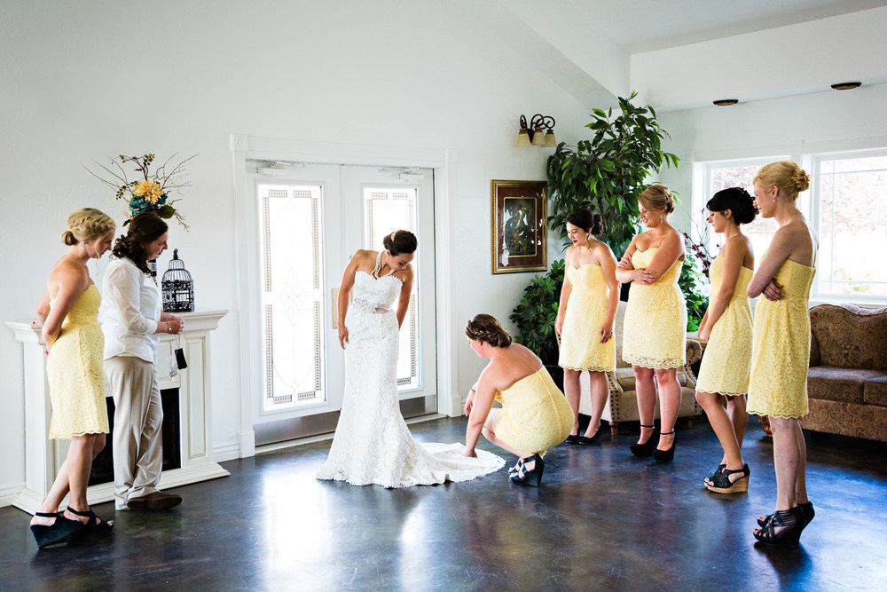 billings-montana-chanceys-wedding-bridesmaids-straighten-dress.jpg