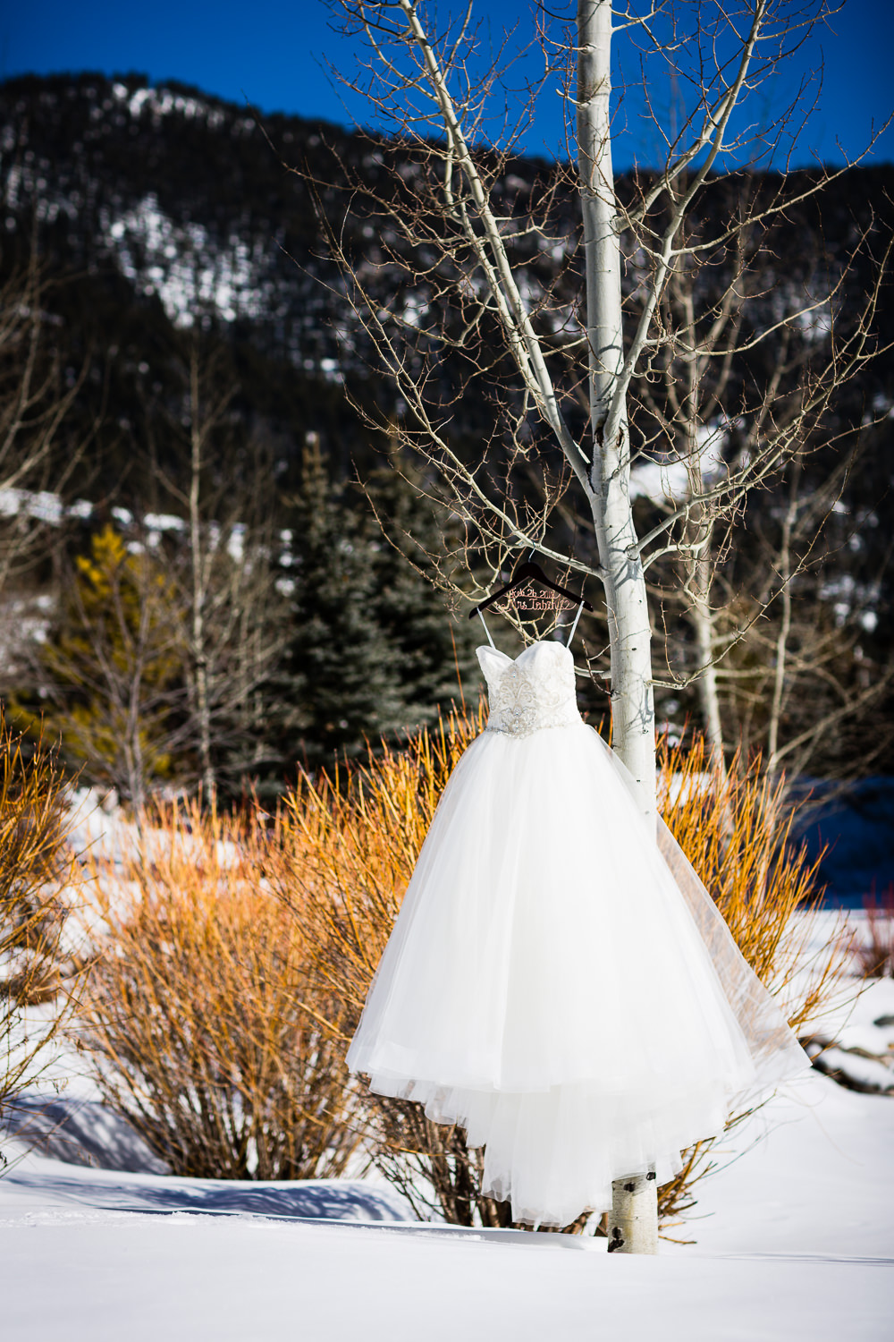 big-sky-montana-winter-wedding-breanna-dress.jpg