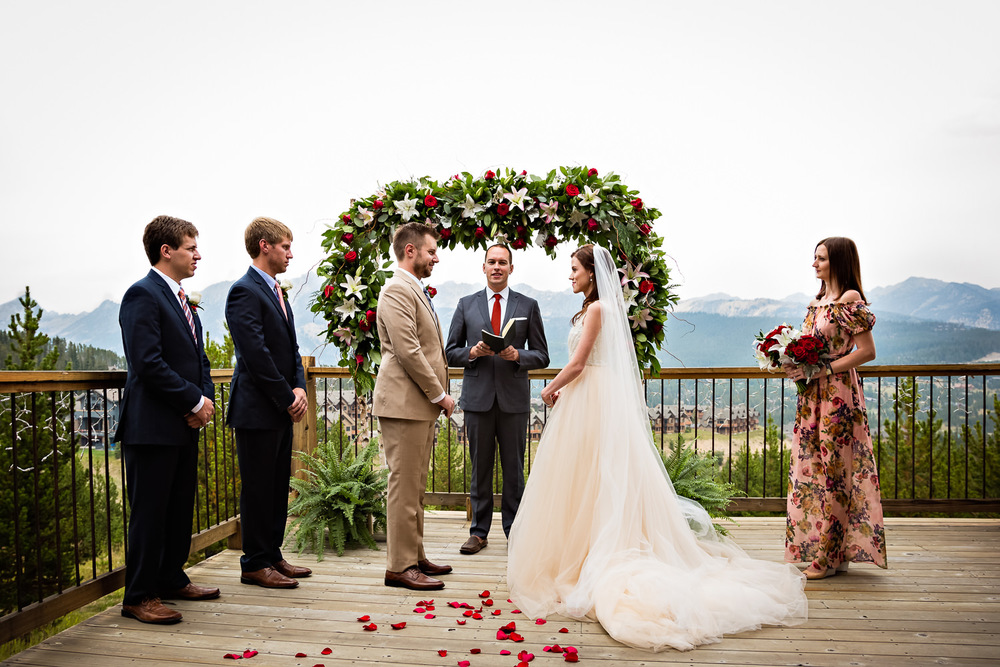 big-sky-wedding-becky-brockie-photography-mountain-ceremony-view.jpg