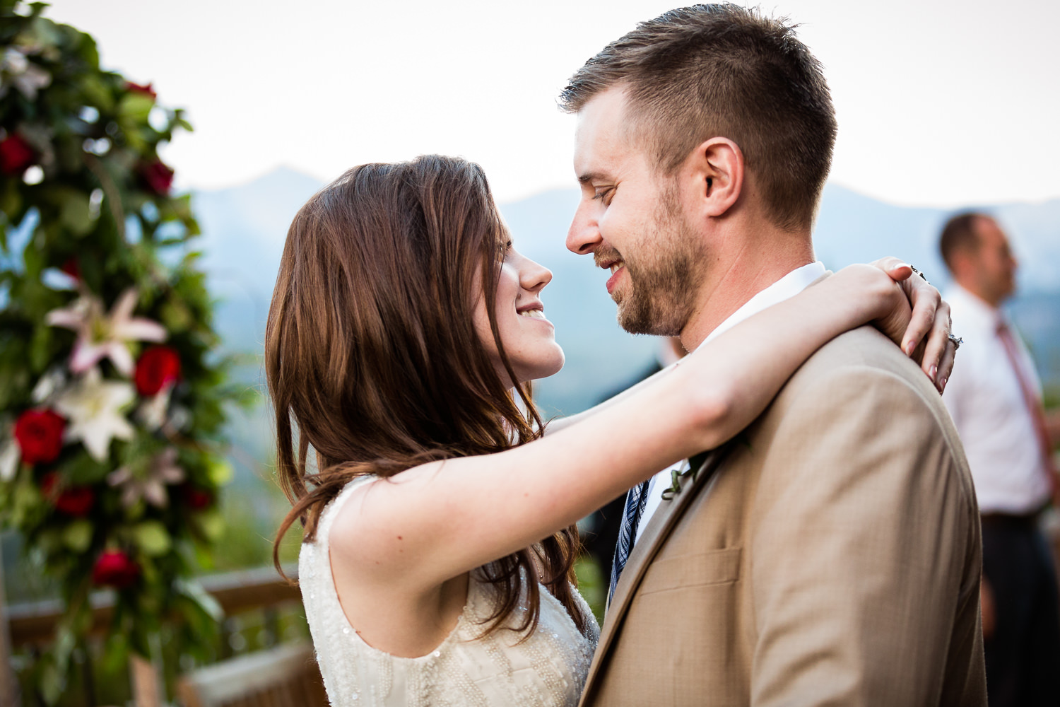 big-sky-wedding-becky-brockie-photography-reception-first-dance-richard.jpg