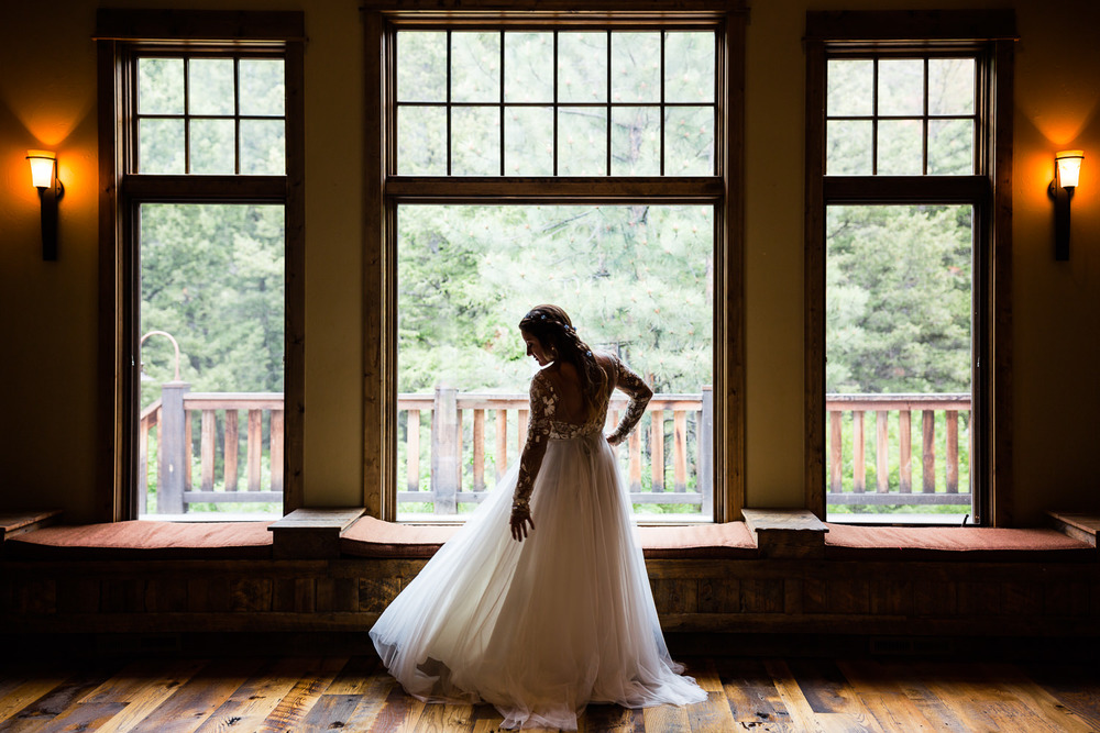 bozeman-hart-ranch-wedding-bride-twirls-dress.jpg