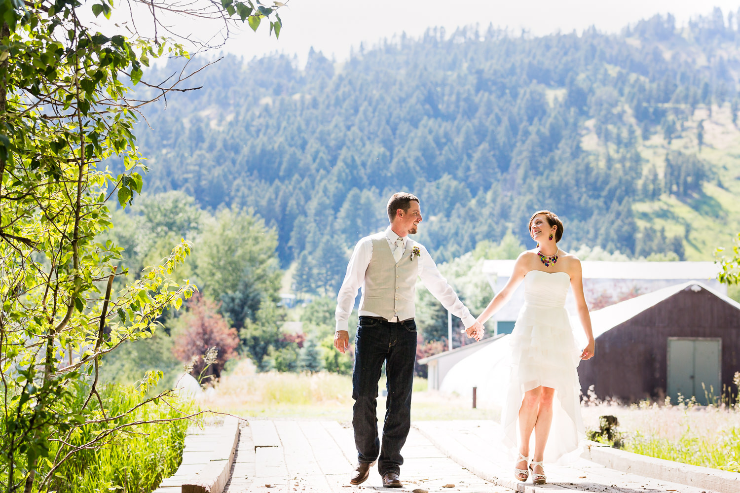 bozeman-montana-wedding-bride-groom-walking.jpg