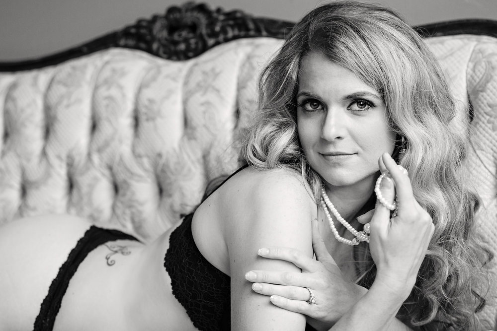 boudoir-photography-billings-mt-woman-lounges-on-chaise.jpg