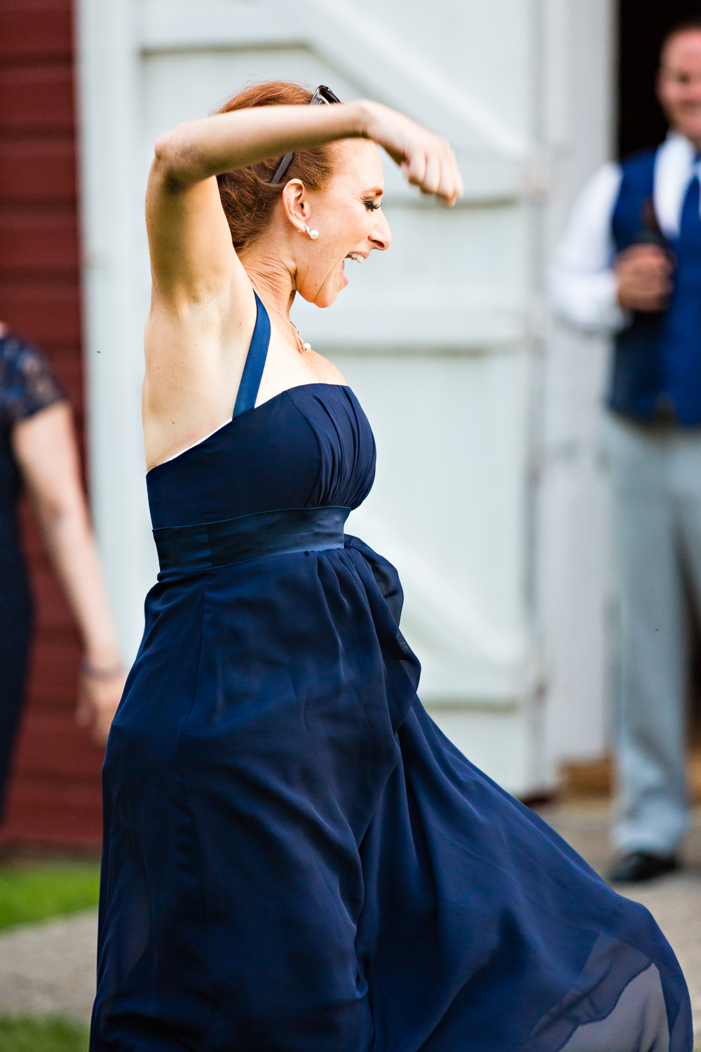 bozeman-montana-wedding-roys-barn-bridesmaid-dancing.jpg