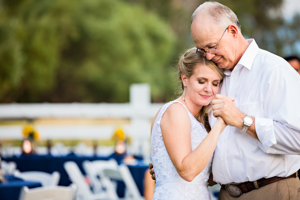 bozeman-montana-wedding-roys-barn-father-daughter-dance.jpg