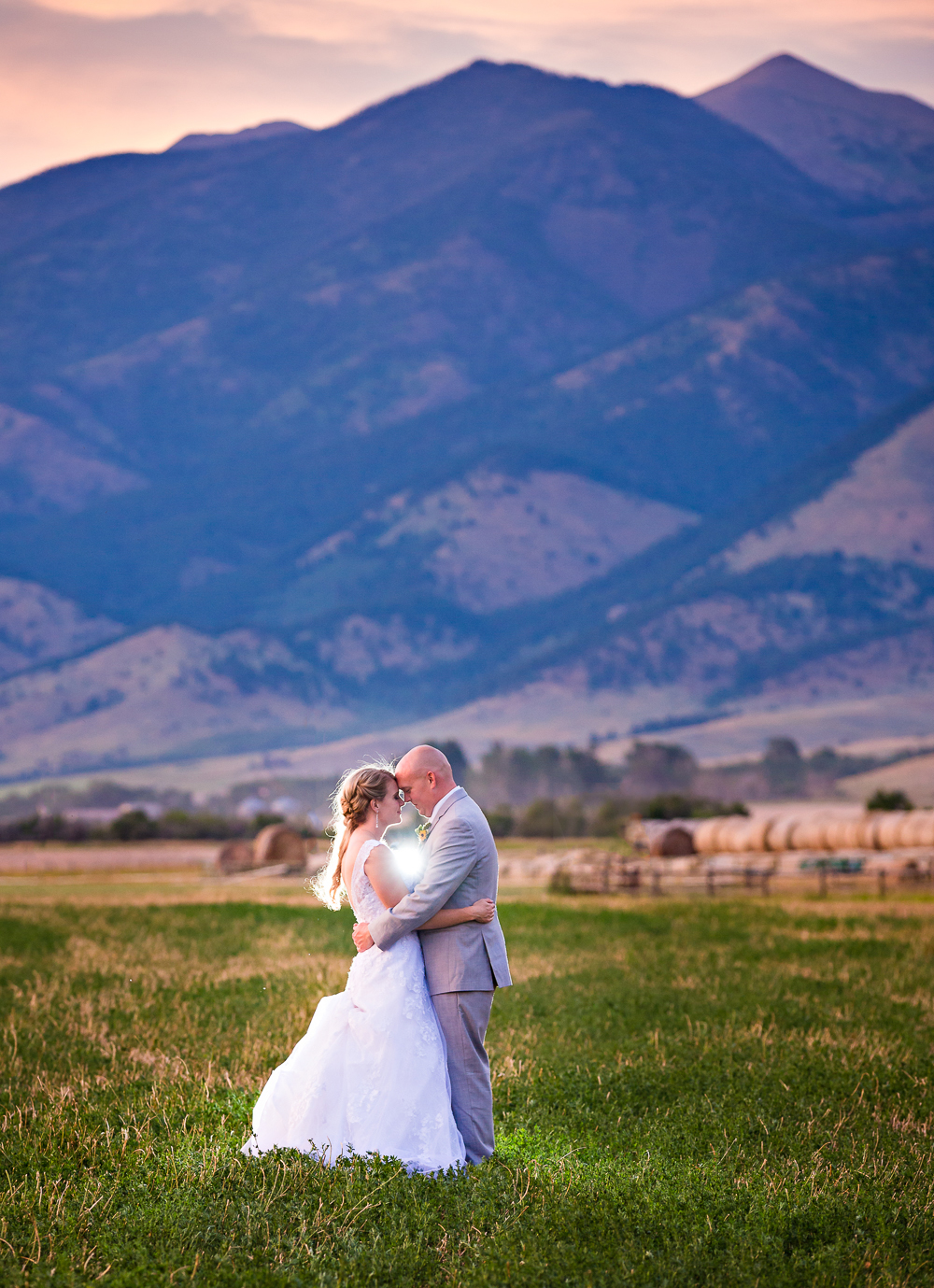 bozeman-montana-wedding-roys-barn-sunset-photo-bridger-mountains.jpg