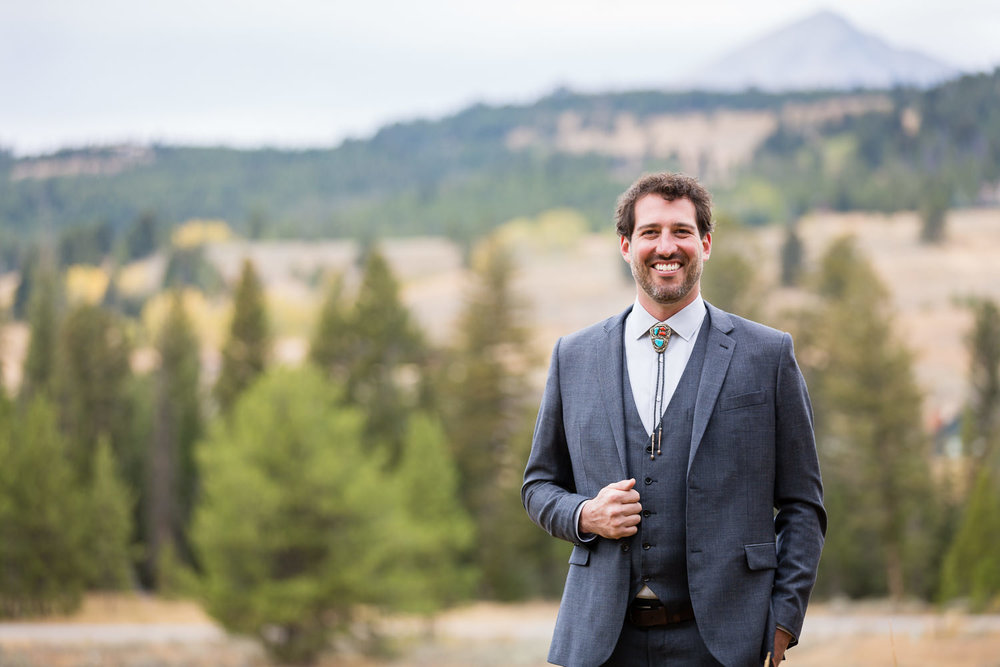 big-sky-montana-gallatin-riverhouse-wedding-groom-formal.jpg