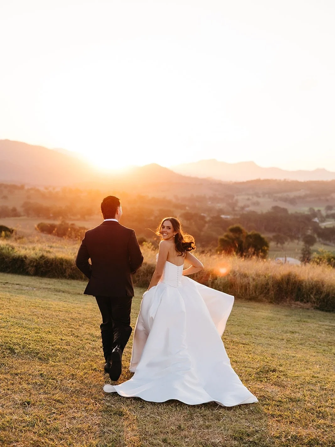 Yesterday with Ally + Braydon ❤️&zwj;🔥🥂

@allysha.ryan 
@brayheath 
@maroonhillestate 
@panoramaeventsaus 
@marriagecelebrant_cm 
@kwhbridal 
@thatcontentgirl_ 
@siennawardmua 
@scenicrimbride