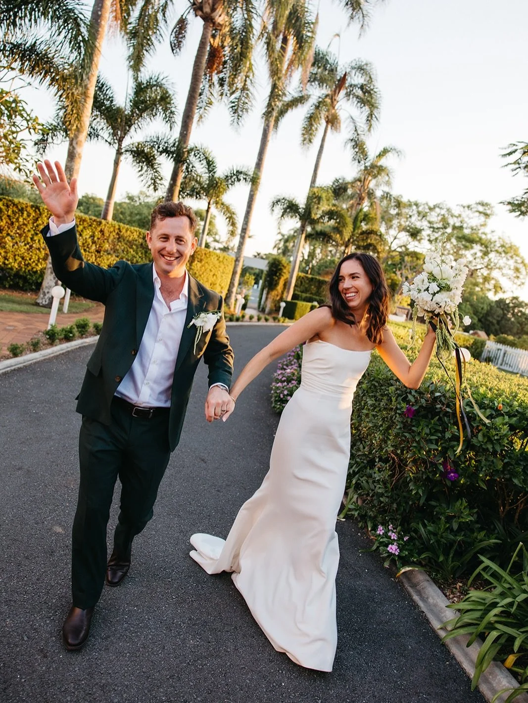 So much fun with Gabi + Harry ❤️&zwj;🔥🥂

@gabiforrest 
@harrydeves 
@botanica_plantationhouse 
@tweedcoastweddings 
@electriclove_weddings 
@rachelgilbertau 
@alexoustonbeauty