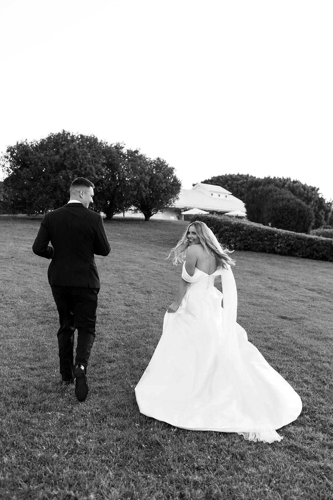 Jordan + William - Sneak Peeks-216.jpg