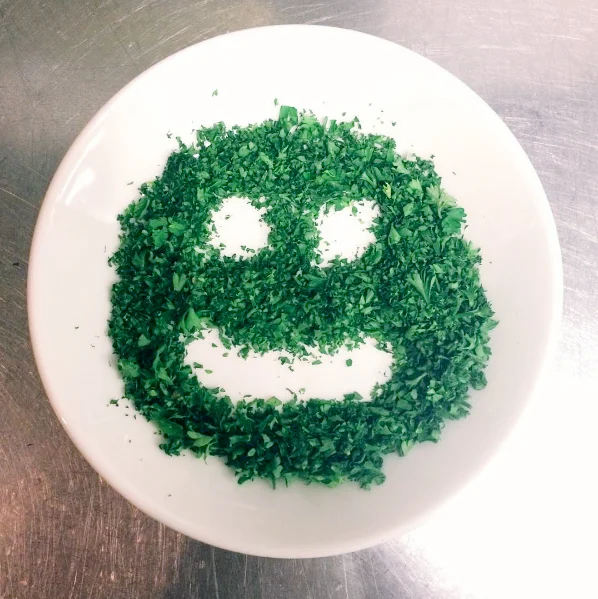 stole this one from @Mattkemb ... he likes to play with food.