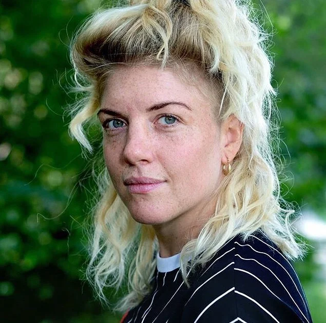 248 - Playing Monogamy with Simon(e) van Saarloos