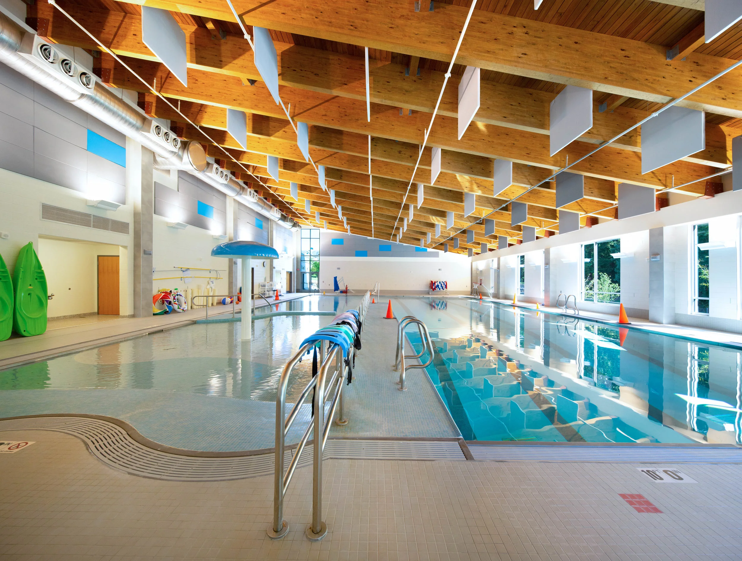 The Pilot School in Wilmington, DE. Architectural photograph of academic spaces. Melissa Newman. Natatorium.