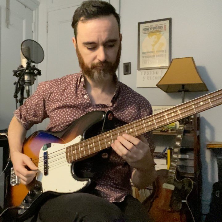 A few bass improvisations using different right hand techniques- 1) pick style 2) two finger static anchor 3) mostly thumb w/ index finger. I like how each style changes the tone/ attack, and also how each one takes me in a different melodic/ rhythmi