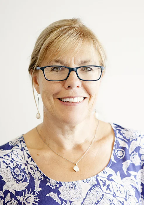 Bio-Pic-Clare.jpg