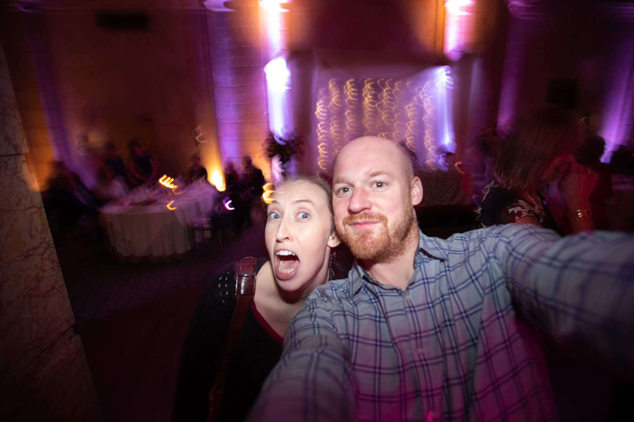 fun wedding photographer.png