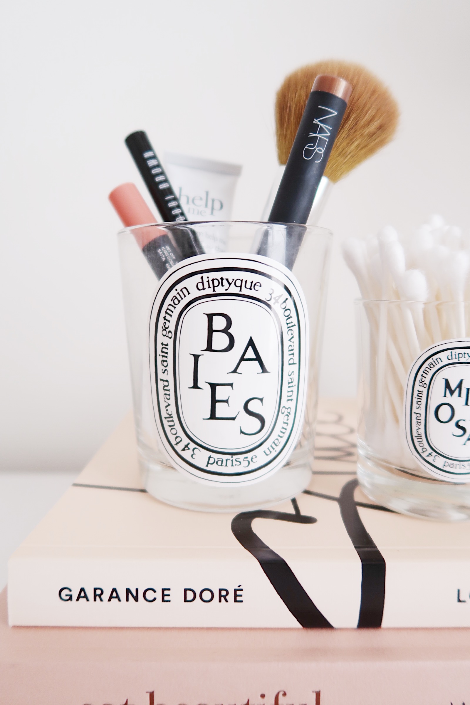 How to clean the wax out of a Diptyque candle - a makeup storage DIY | Sundays and Somedays