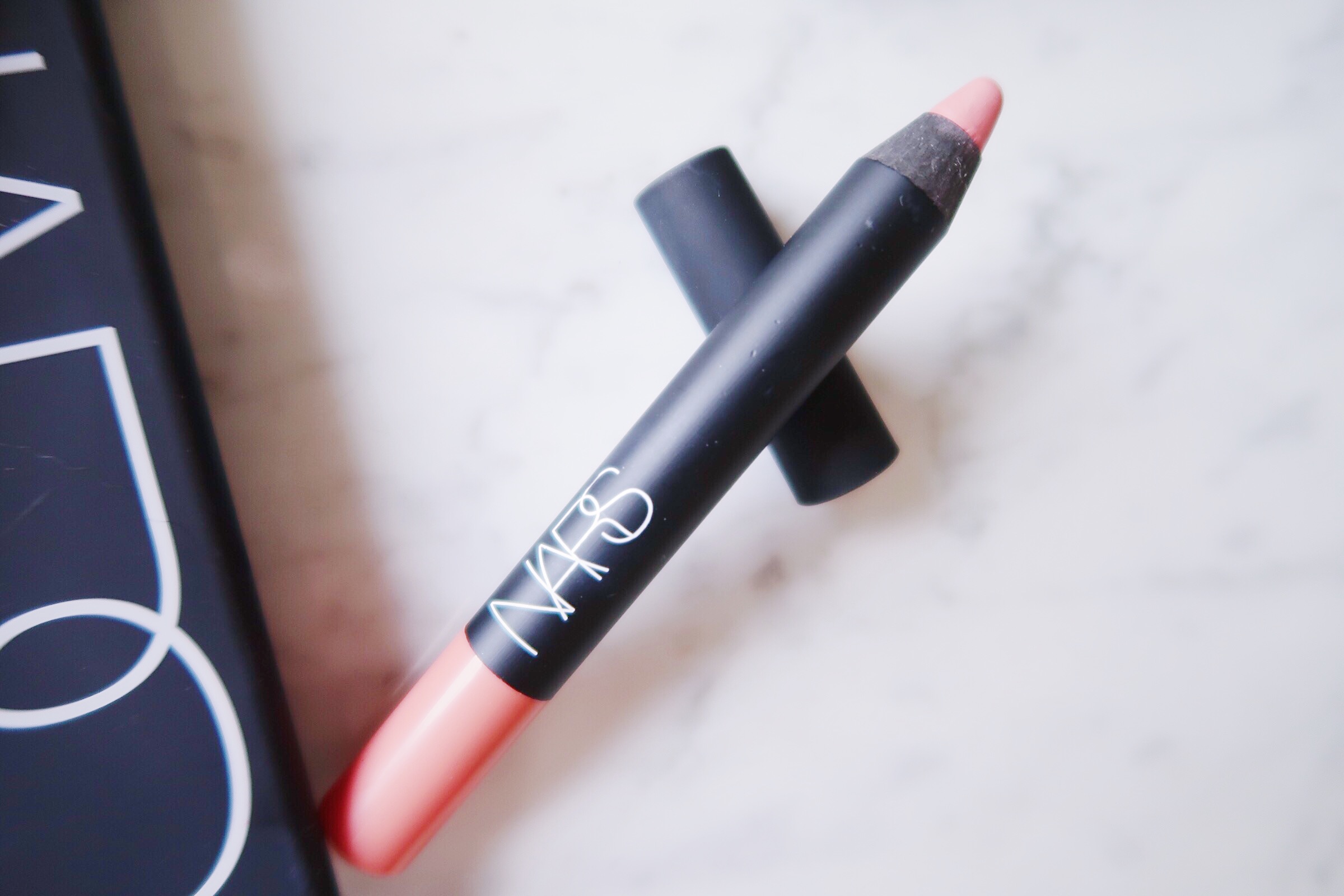 Summer Makeup Staples | Bobbi Brown eyeliner, Nars shadow stick, Nars creamy concealer, BareMinerals bronzer, Benefit They're Real mascara, Blink Browbar eyebrow gel | Sundays and Somedays