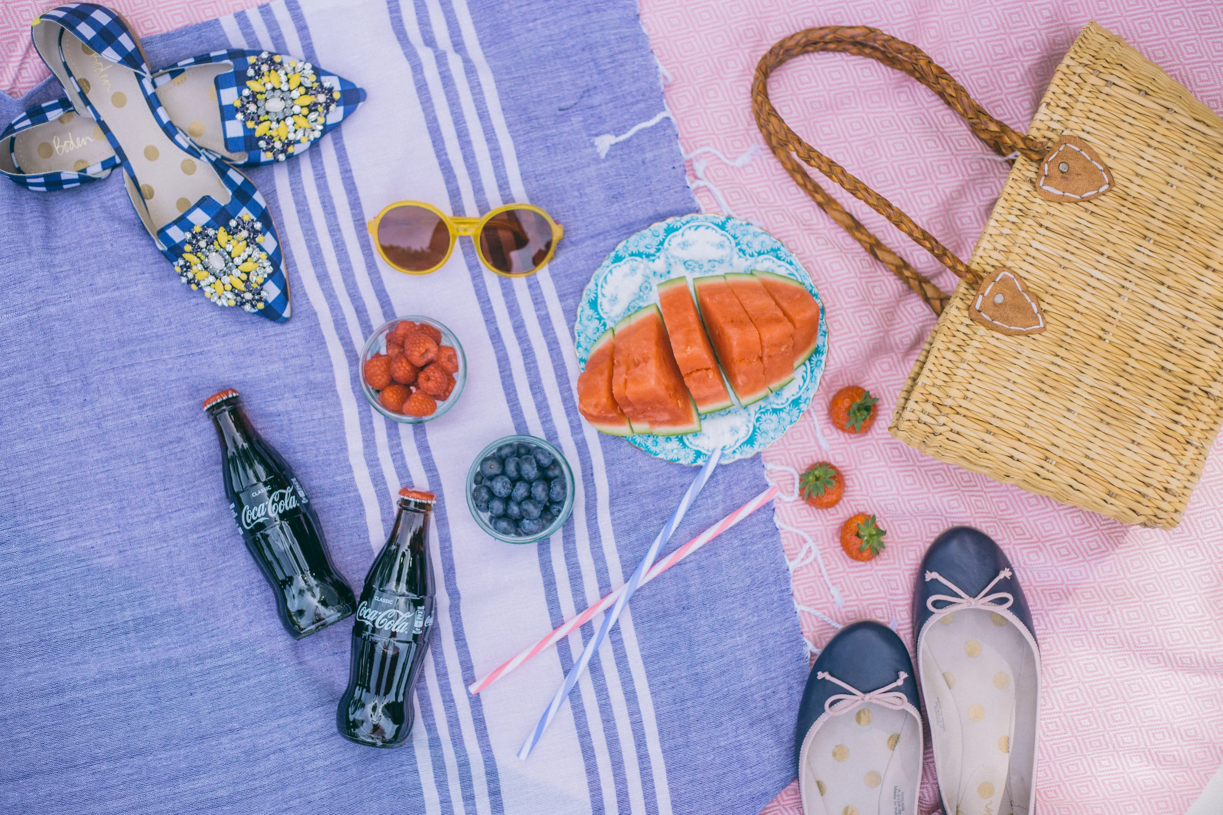 Celebrating the Fourth of July in London with a red, white and blue picnic with Chevrons & Eclairs wearing all Boden | Sundays and Somedays