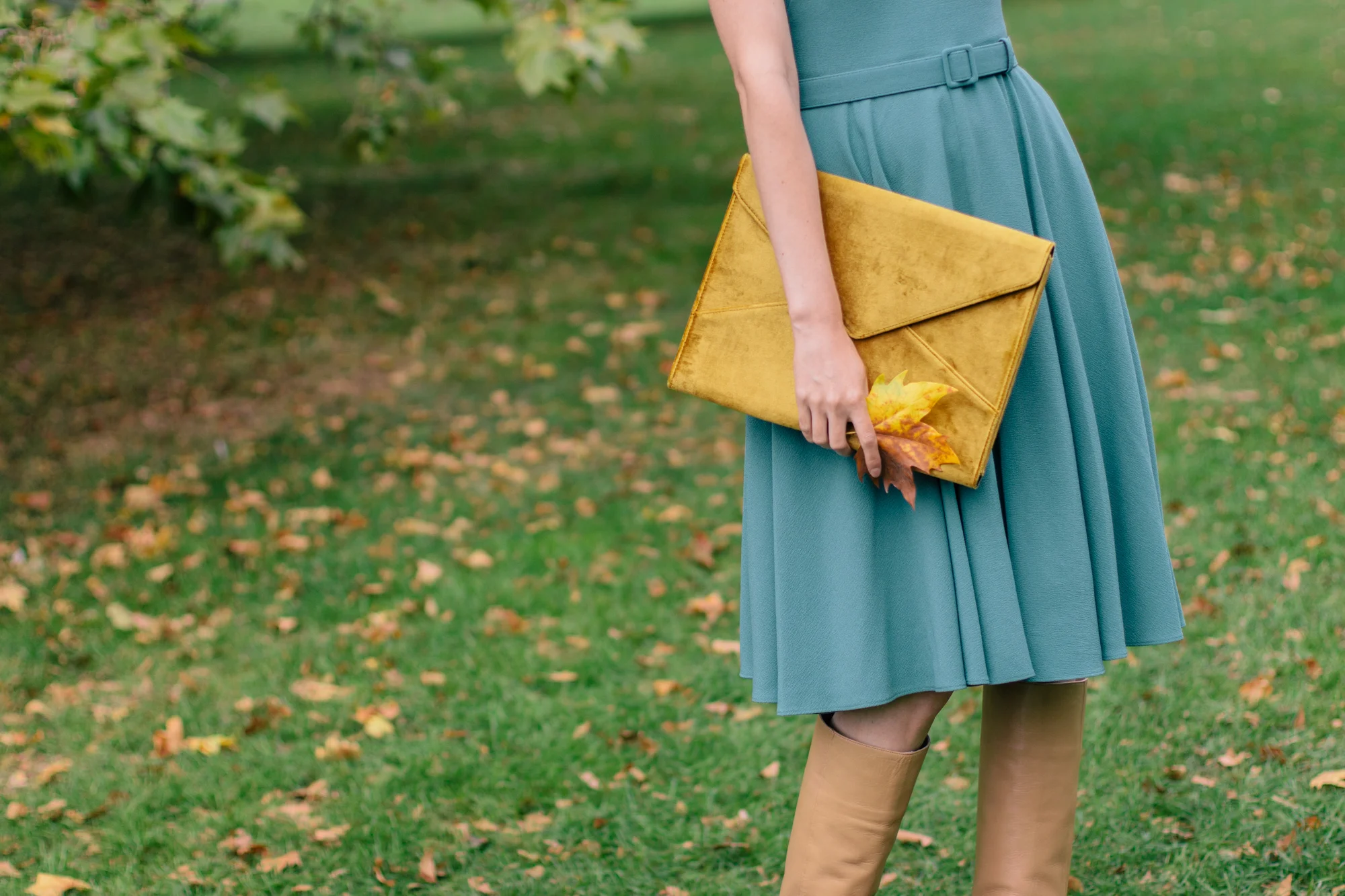 Gal Meets Glam Kaye Dress London Fall-26.jpg