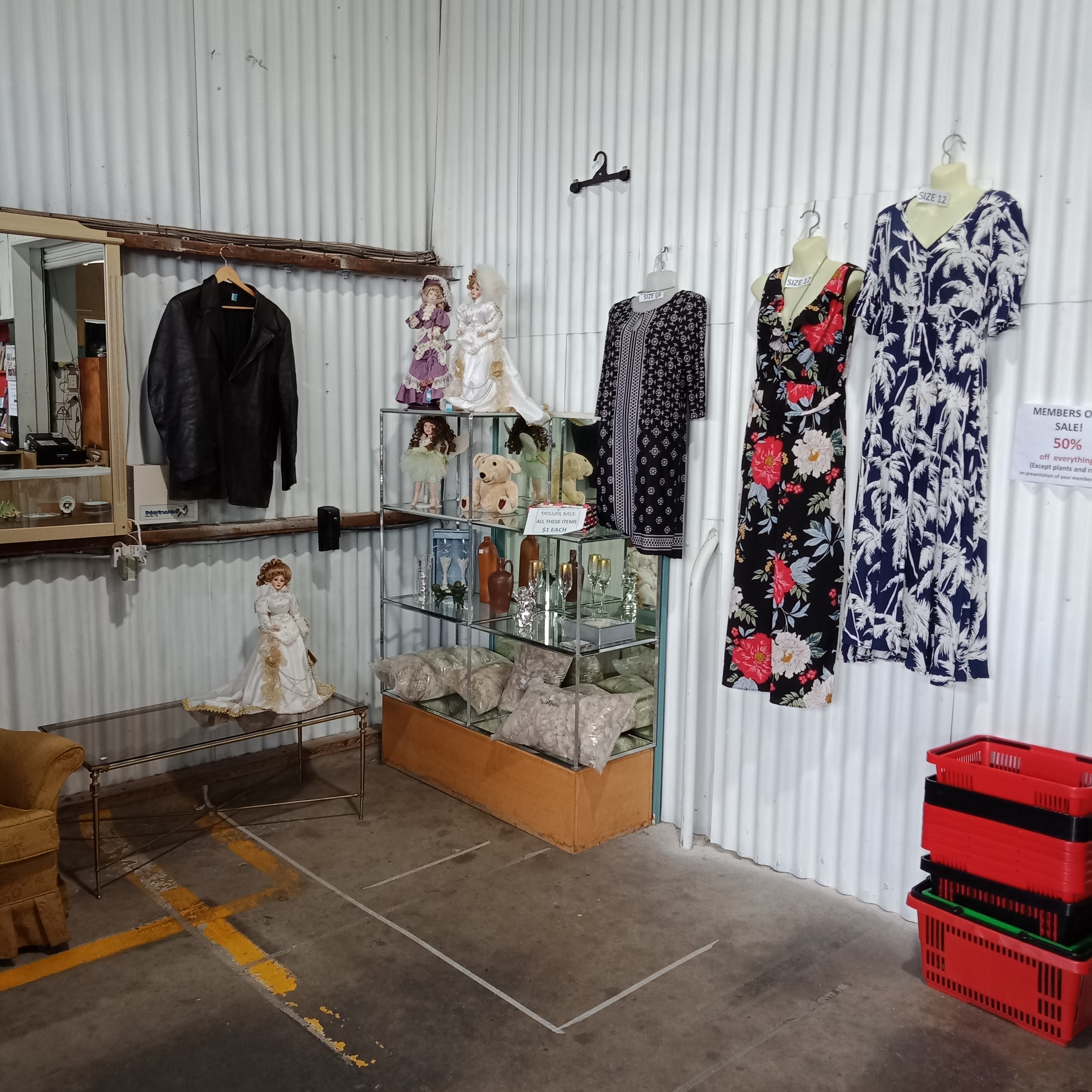 Shop1.jpg