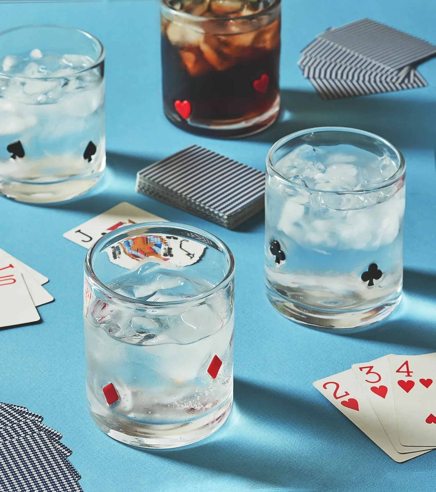 card_suit_glasses_photographer_carla_choy-faded.webp