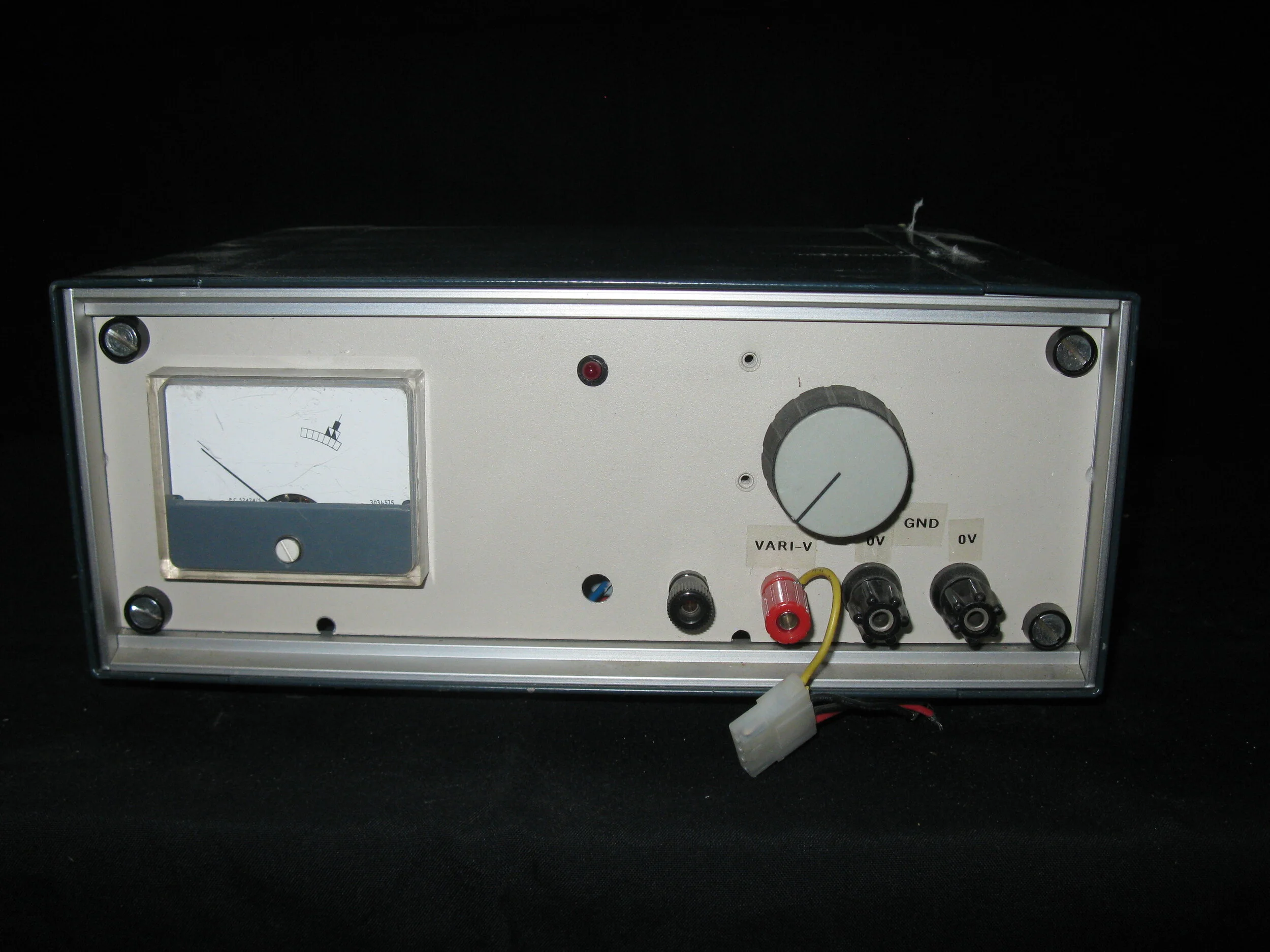 unknown analogue meter