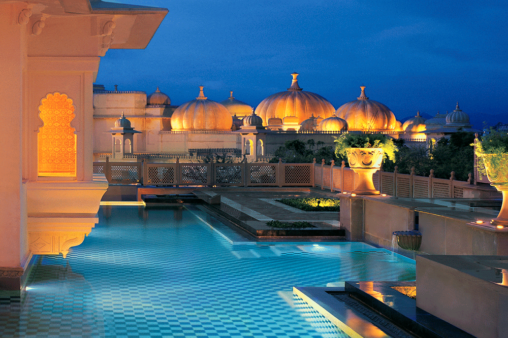 LuxuryResorts.png