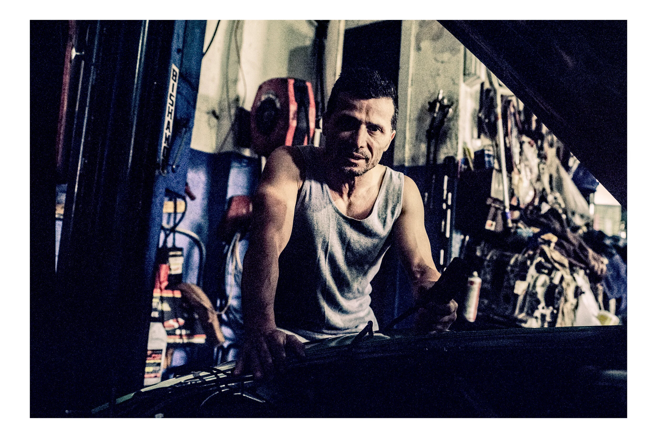 02_000667210006_### copy.jpg