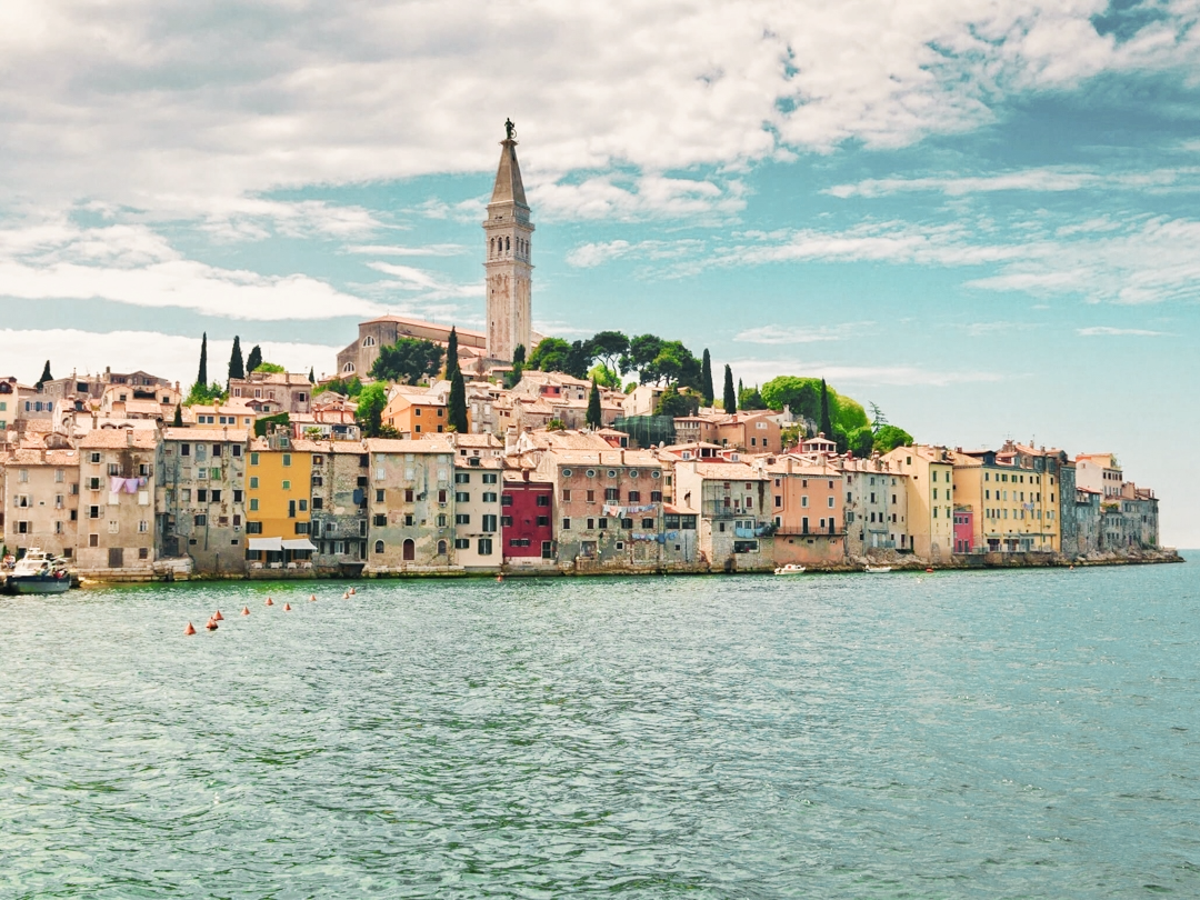 rovinj shoreline.png