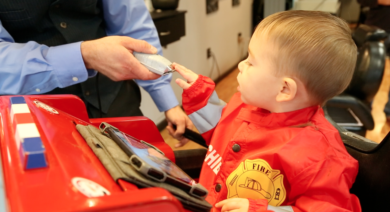 Allow the child to see and touch the clipper or comb. Children are curious by nature. Showing the clipper or comb to the child helps them understand what it is, and that it does not hurt.