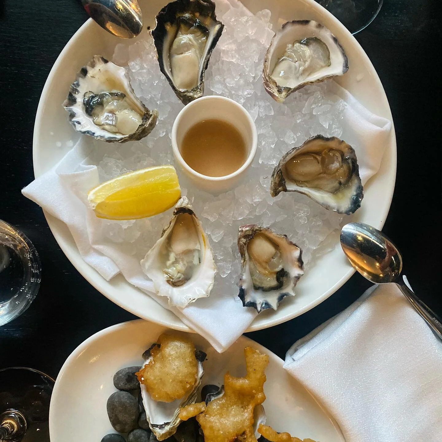 A wonderful last month of the 2022 ✨
1. Oysters
2. WA Marron
3. Pork Belly
4. Bone Marrow
5. Duck
6. Sirloin 
All delicious 😋
#yummy #foodporn #foodie #delicious #2022 #celebrate #yum #meatlover #oysters