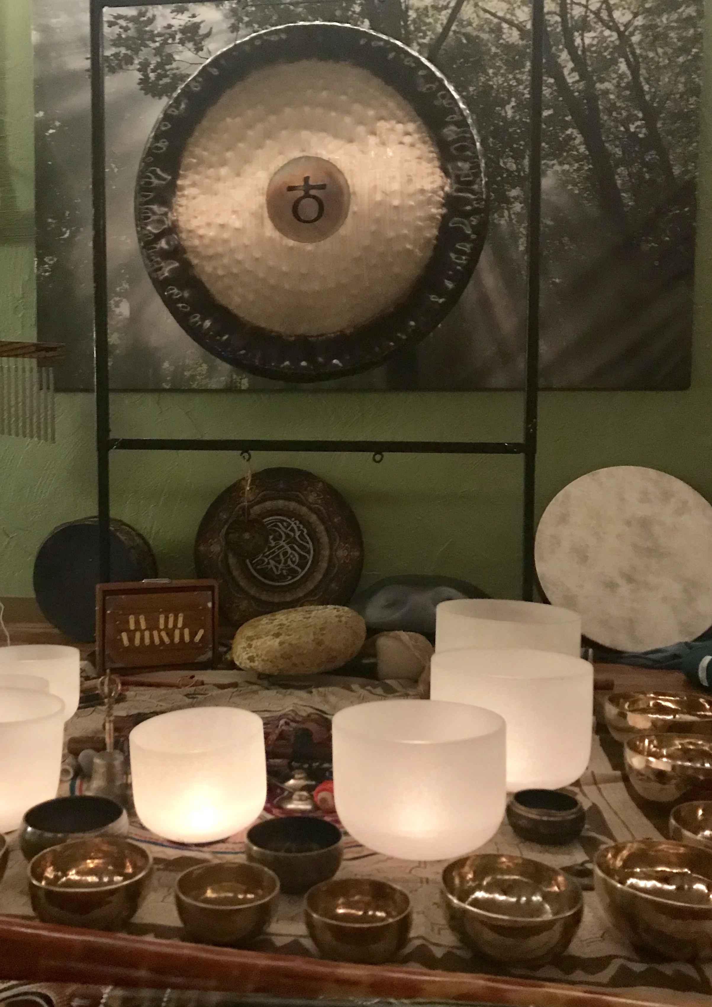 Sound bowls + gong