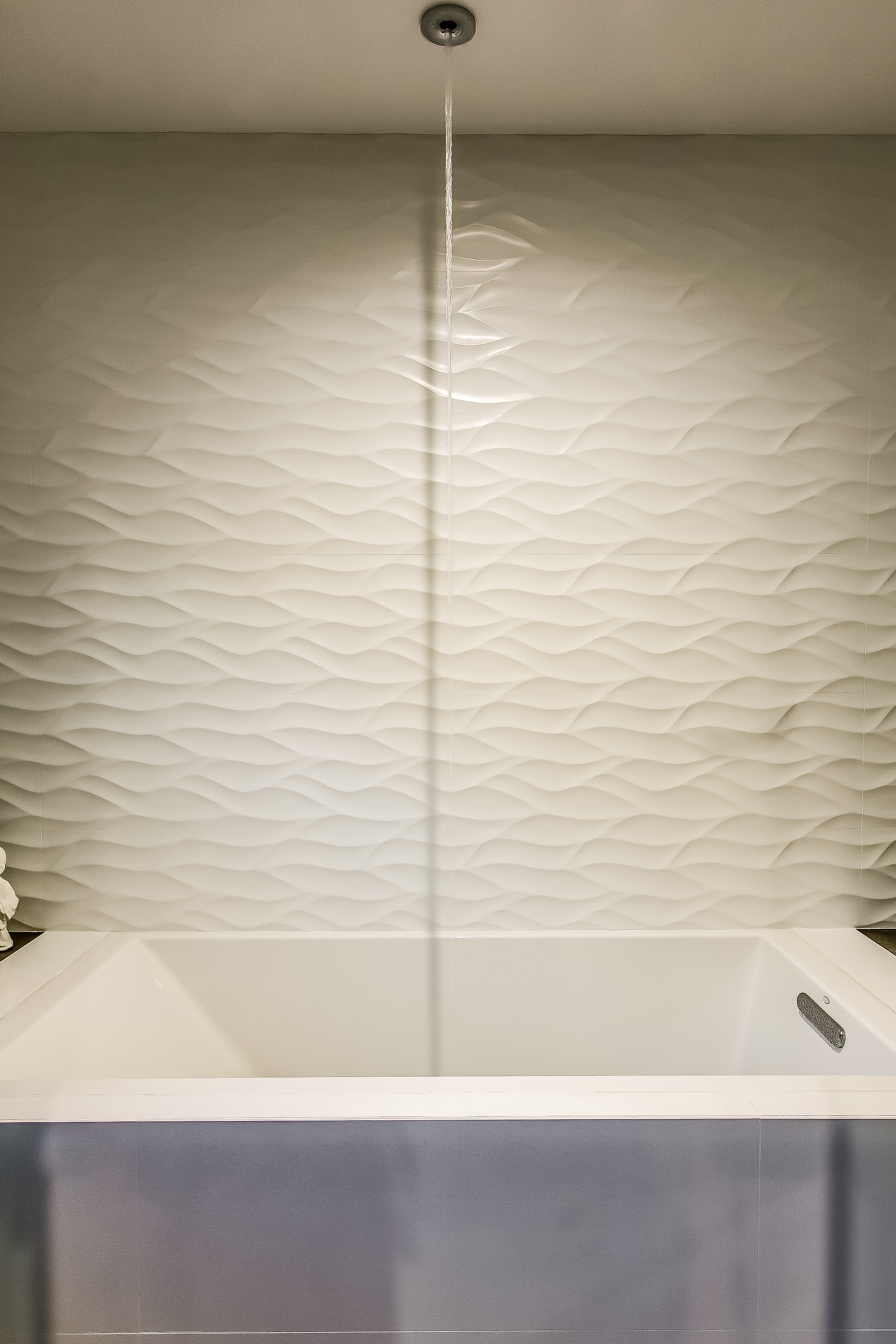 000-Master_Bathroom-499020-print.jpg