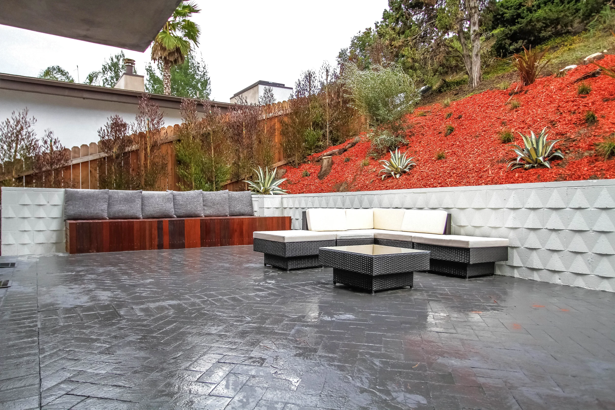 000-Patio-497047-print.jpg