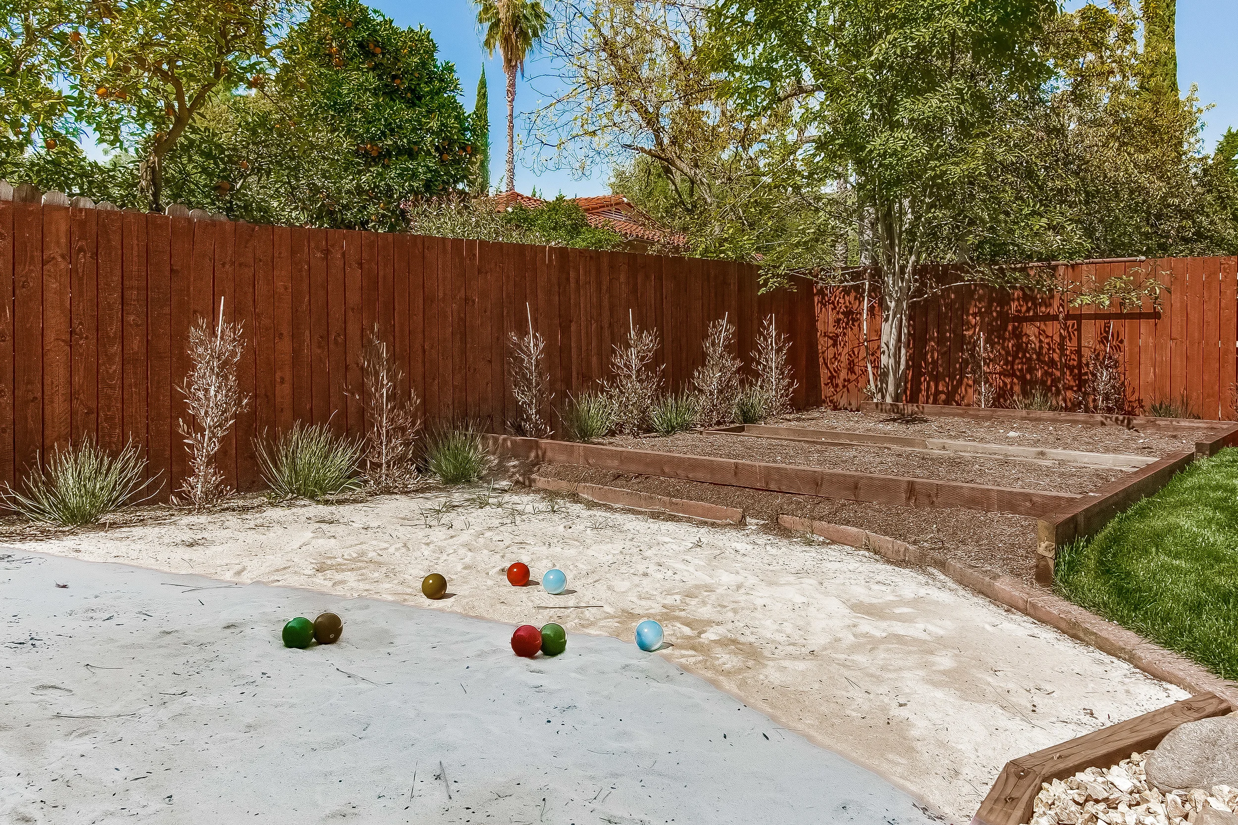 036-Backyard_Bocce_Ball_Court-860682-print.jpg