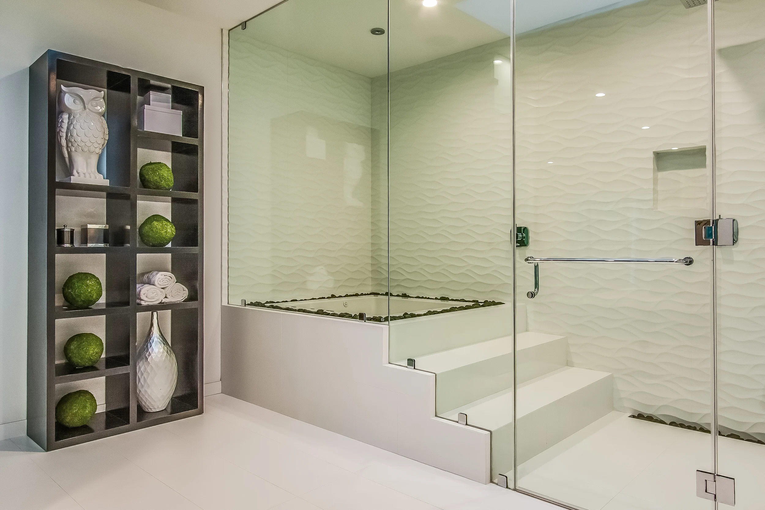 031-Ceiling_Tub_Filler-802571-print.jpg