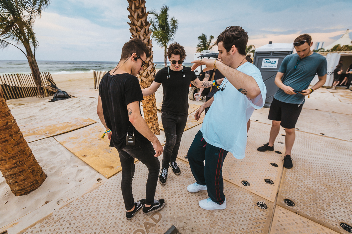 lauv