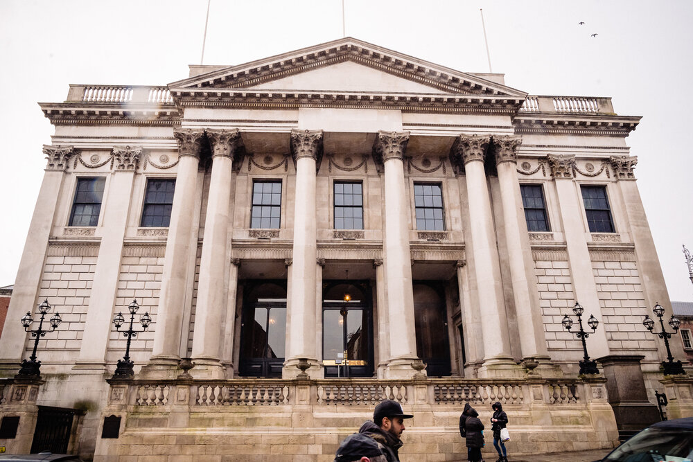 dublin city hall wedding photo-17.jpg