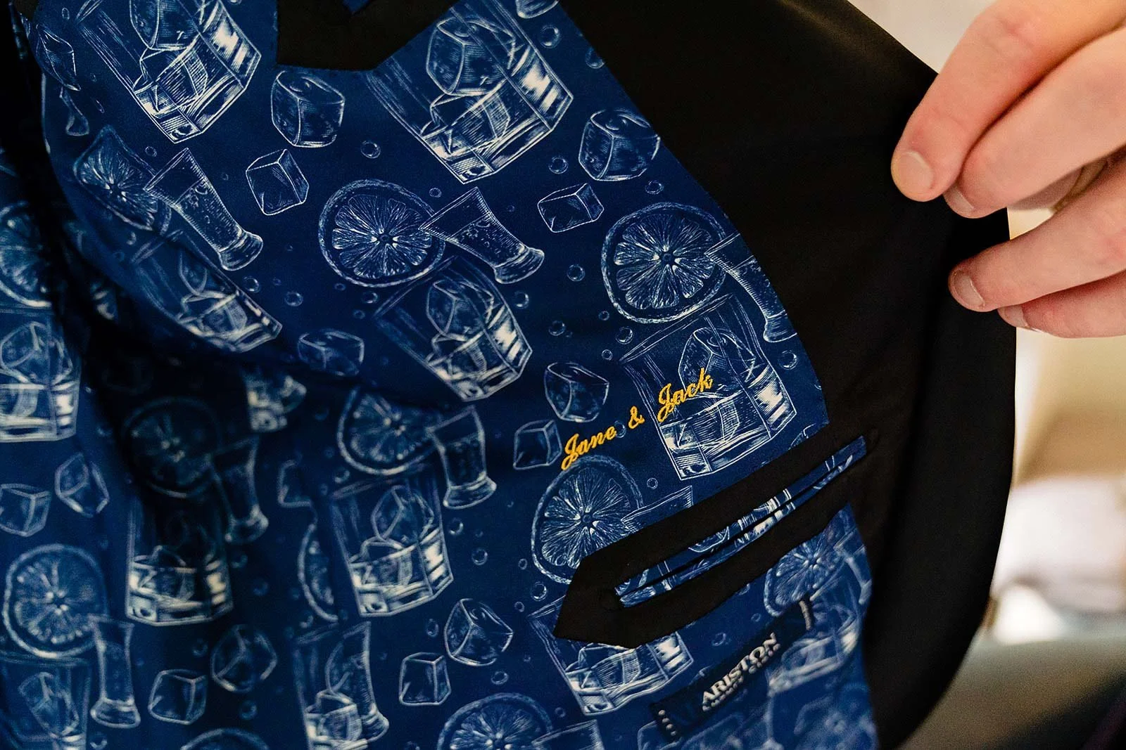 castle leslie wedding photographer groom prep photos kevin kheffache-5.jpg