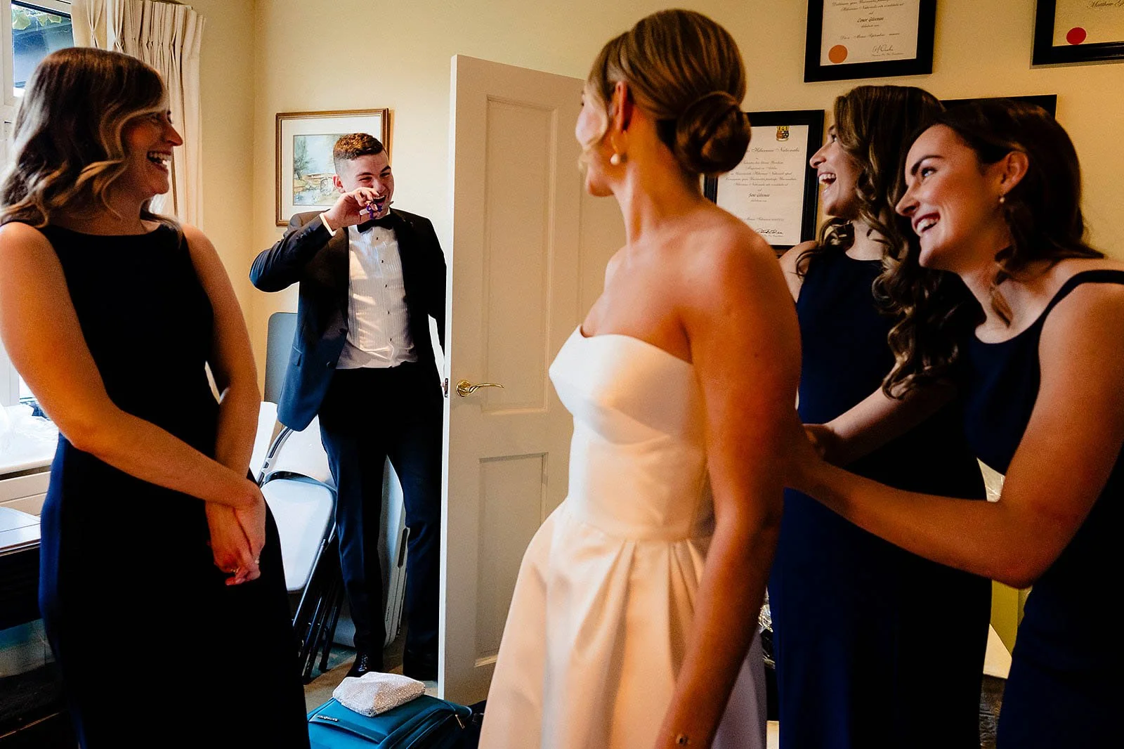 castle leslie wedding photographer bride prep photos kevin kheffache-1.jpg