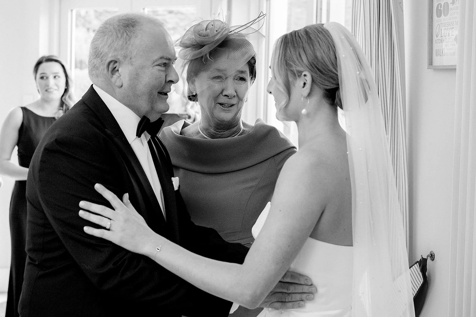 castle leslie wedding photographer bride prep photos kevin kheffache-5.jpg