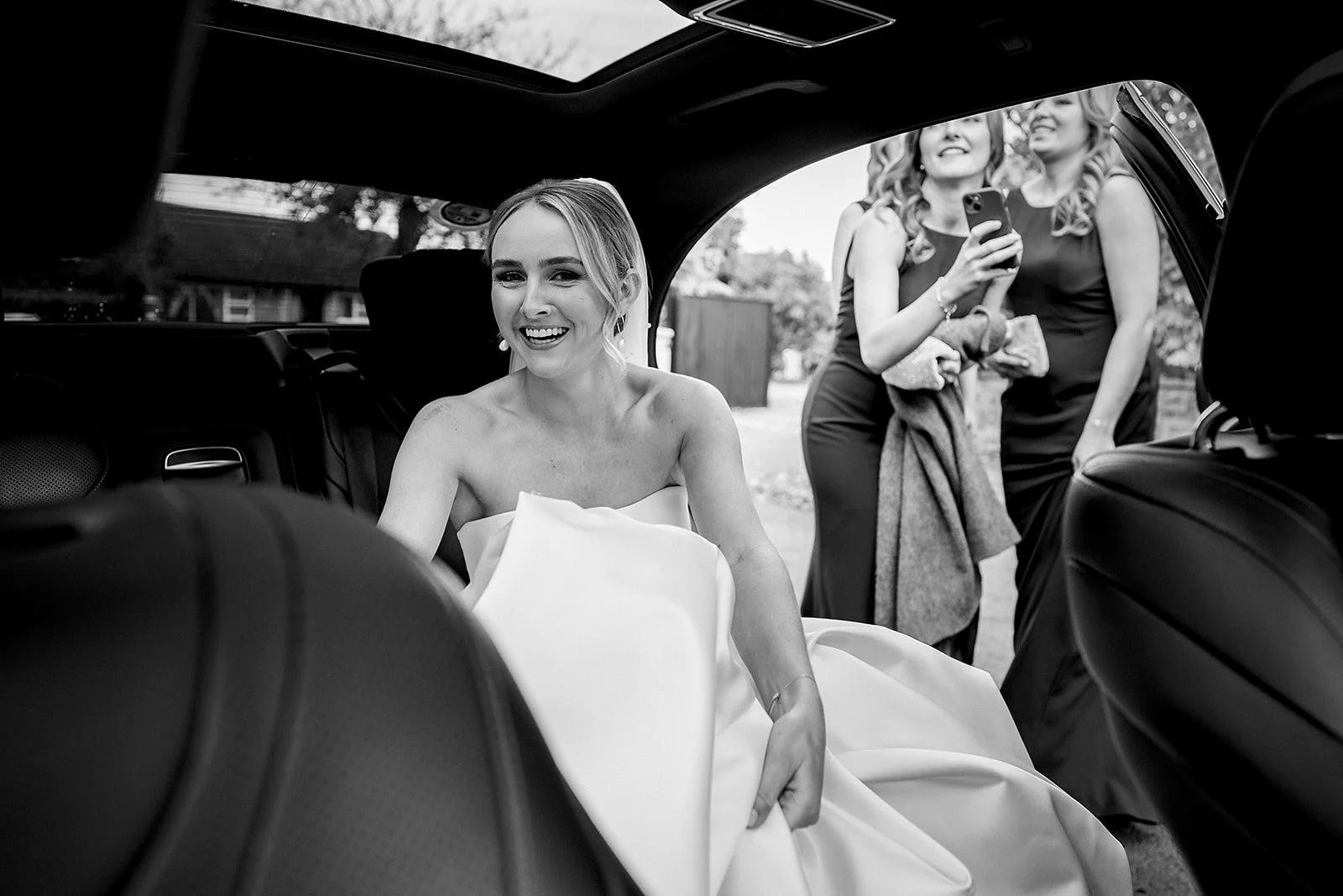 castle leslie wedding photographer bride prep photos kevin kheffache-6.jpg