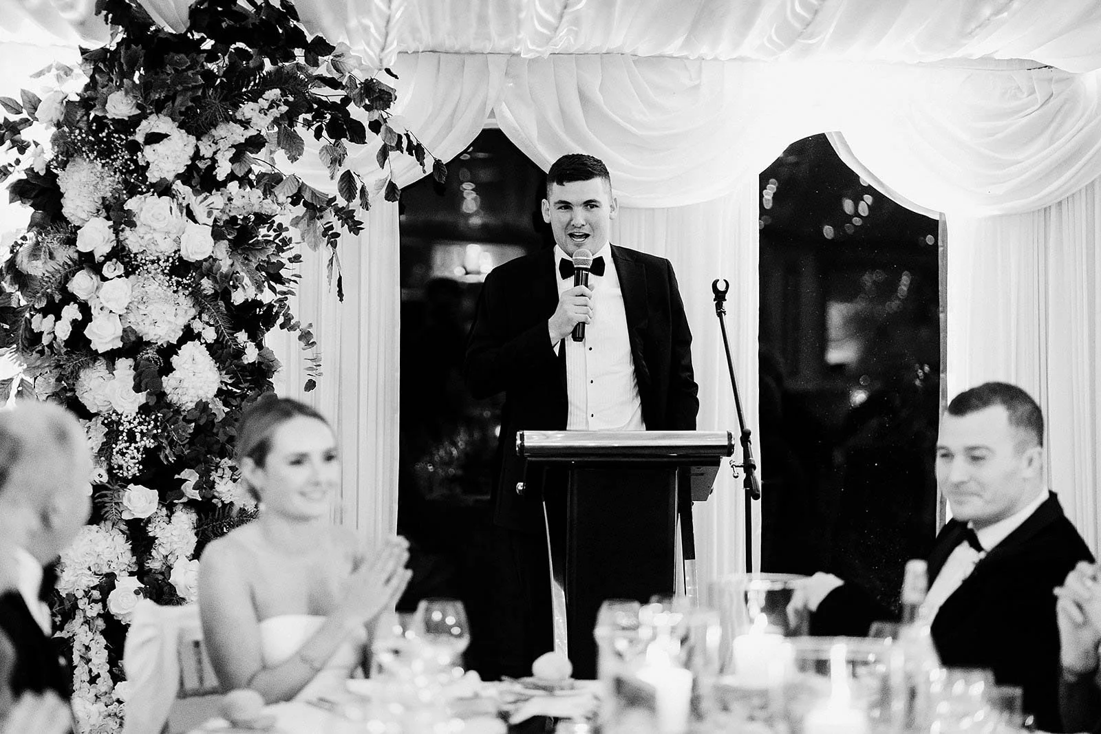 castle leslie wedding photography speeches and drinks -12.jpg