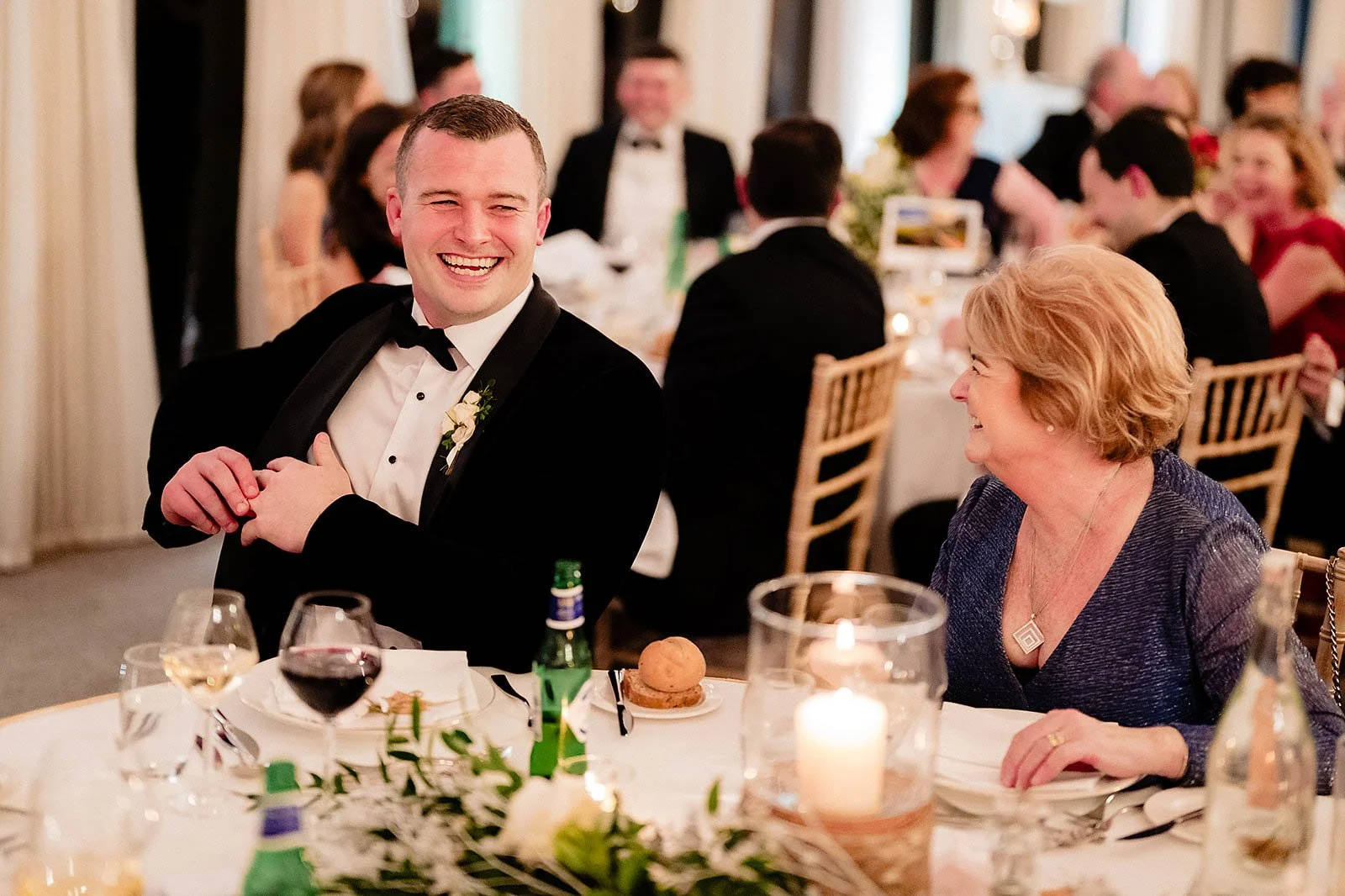 castle leslie wedding photography speeches and drinks -15.jpg