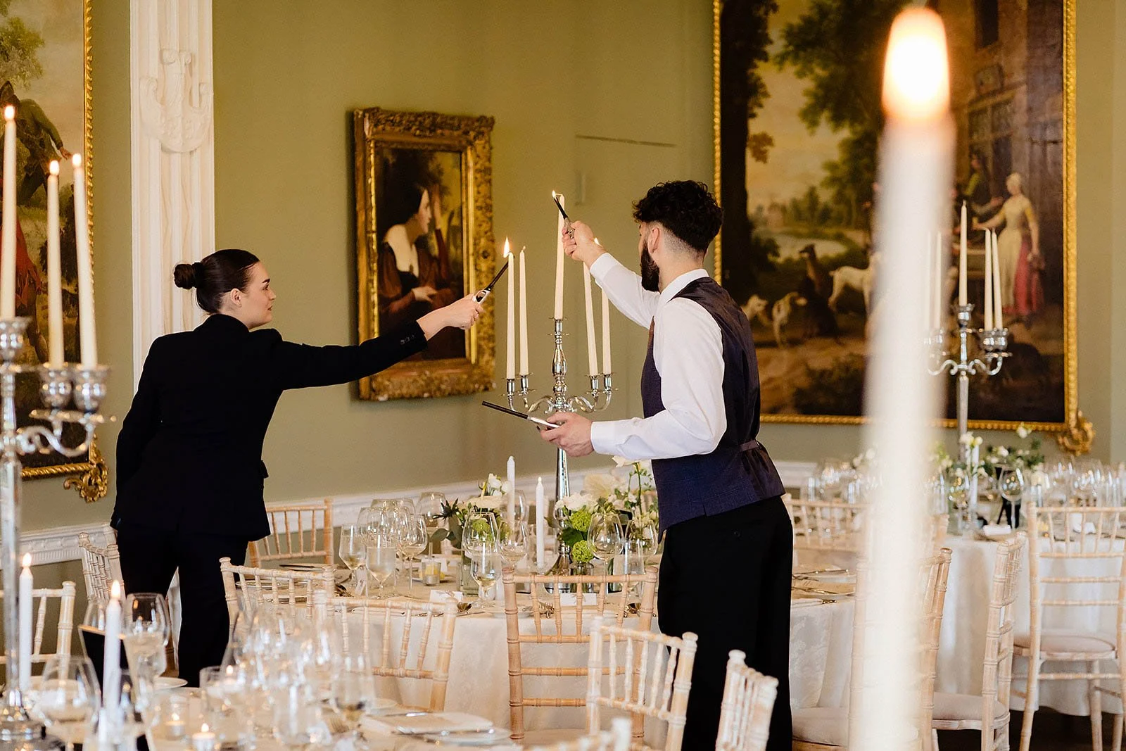 2. luttrellstown-castle-wedding-photography-outdoor drinks-15.jpg