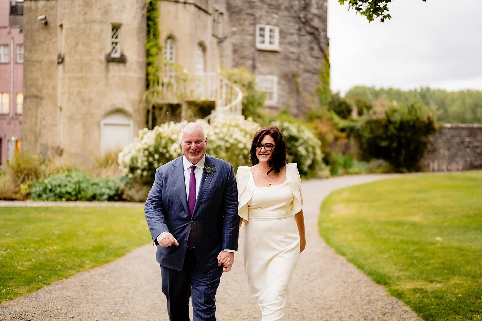 2. luttrellstown-castle-wedding-photography-couple and pseeches-2.jpg