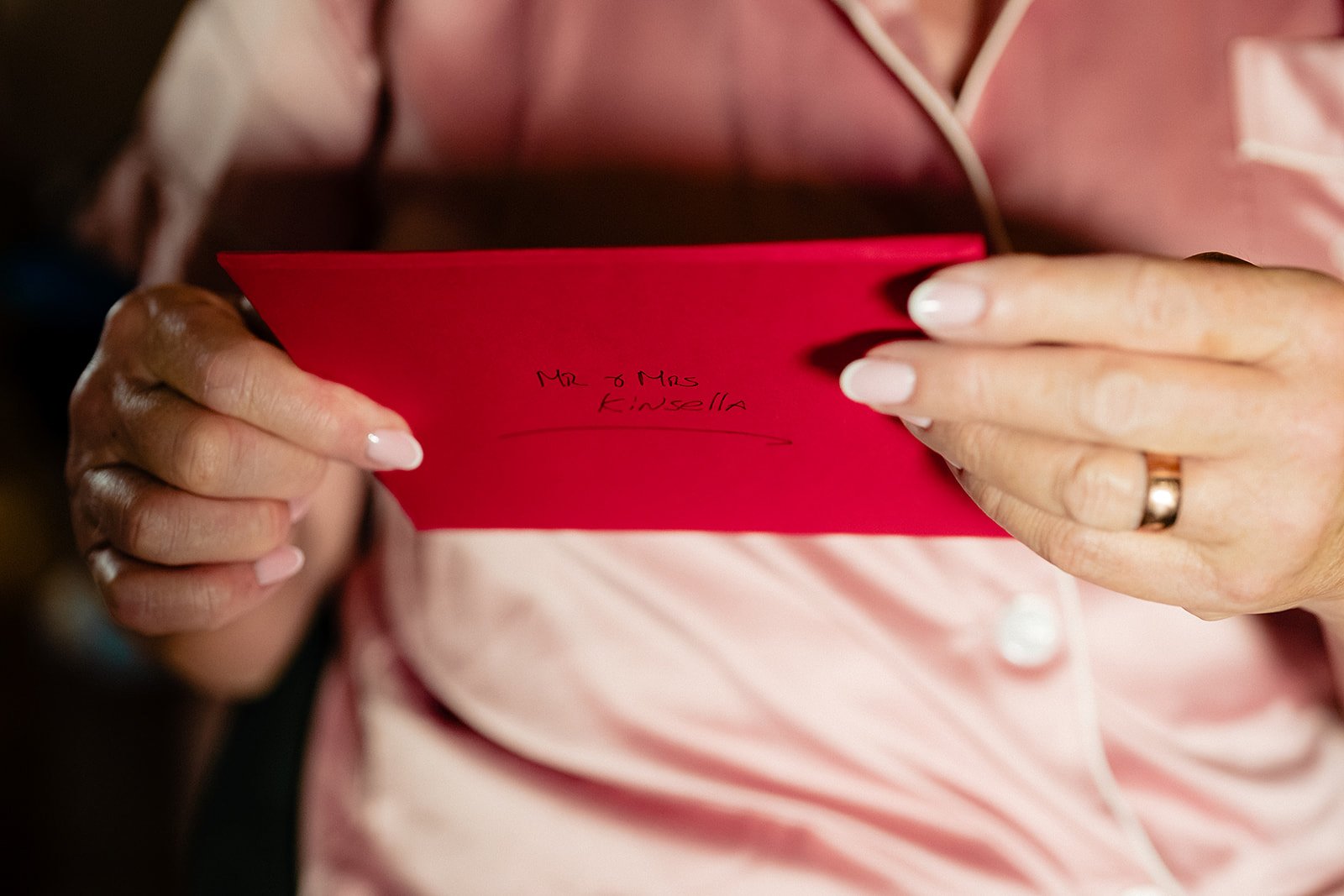3. Borgo di Tragliata wedding photographer, Niamh reading her letter from Dave on the wedding morning-2.jpg